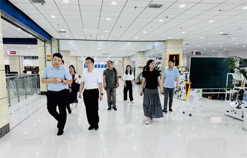 熱烈歡迎任城區(qū)總工會領(lǐng)導一行蒞臨華礦集團調(diào)研指導